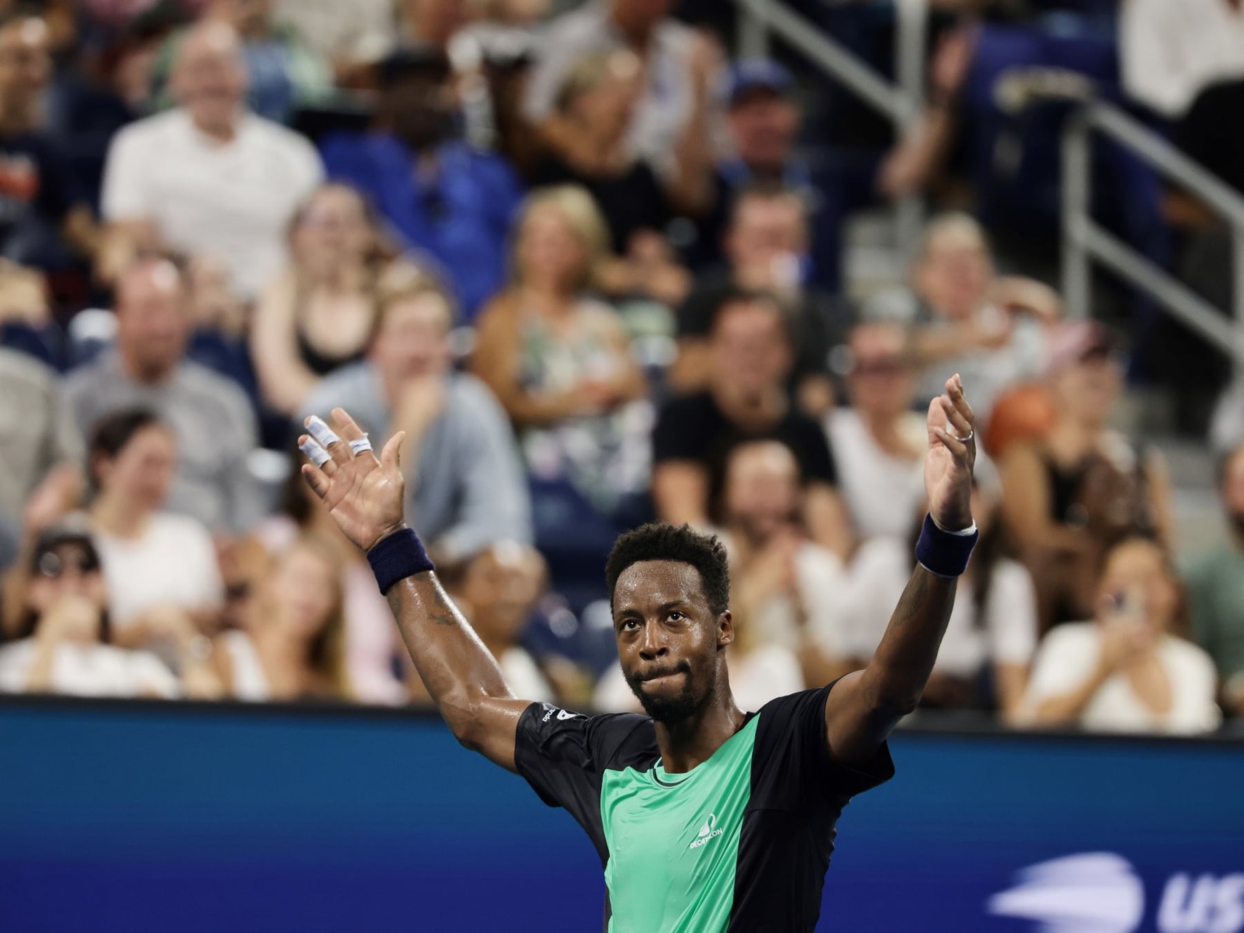 Monfils bajó el telón en Flushing Meadows: el showman francés se despidió con la cinta cortita y la sonrisa intacta