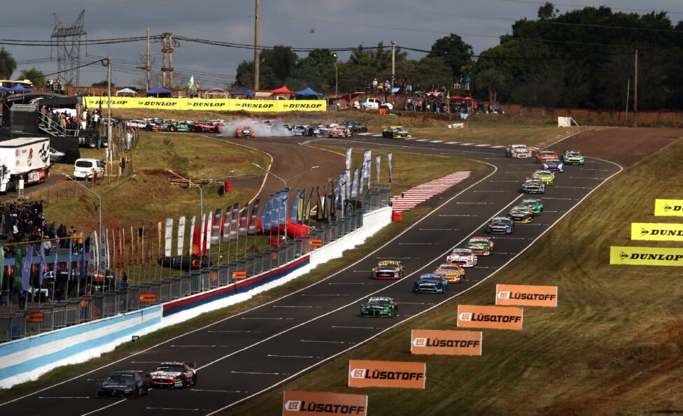 El TC abre la Copa de Oro en San Luis: 53 autos, tres categorías y un solo campeón en juego