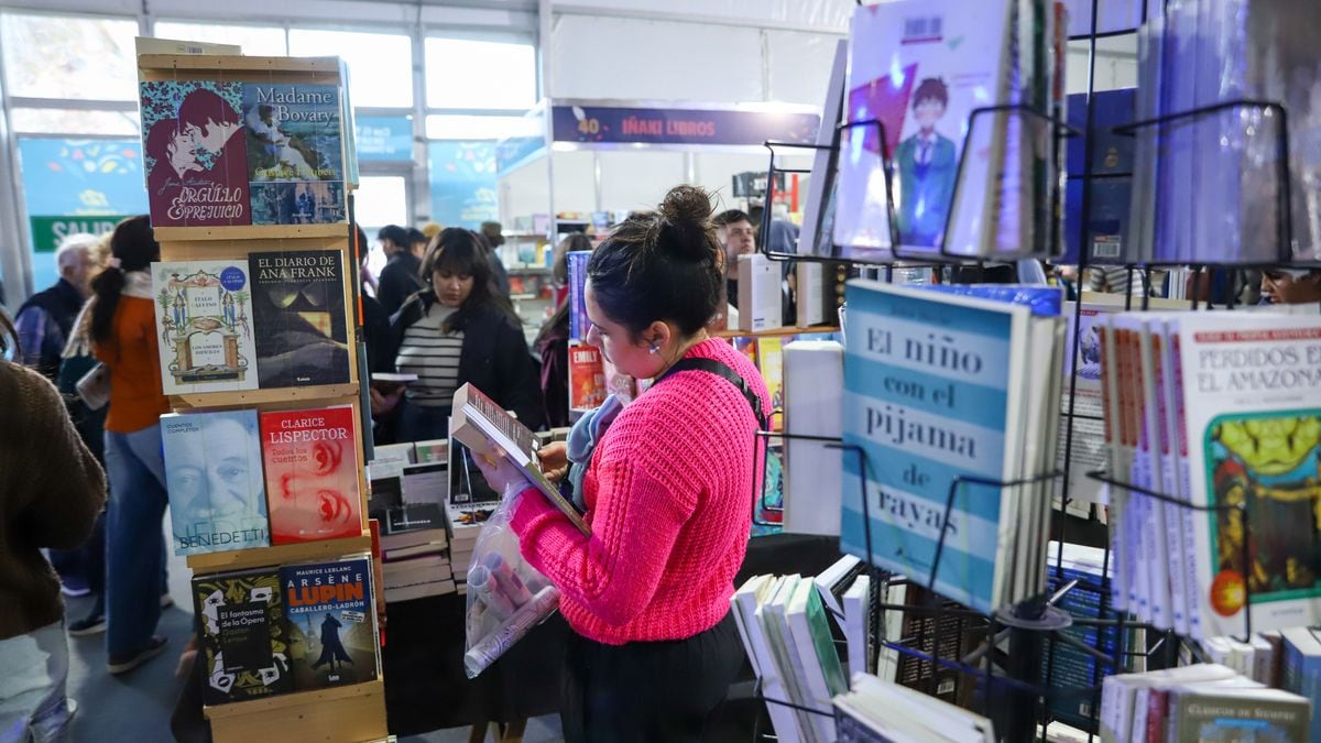 Vuelve la Feria del Libro a Neuquén con diez días para perderse entre páginas, conversaciones y teatro al aire libre