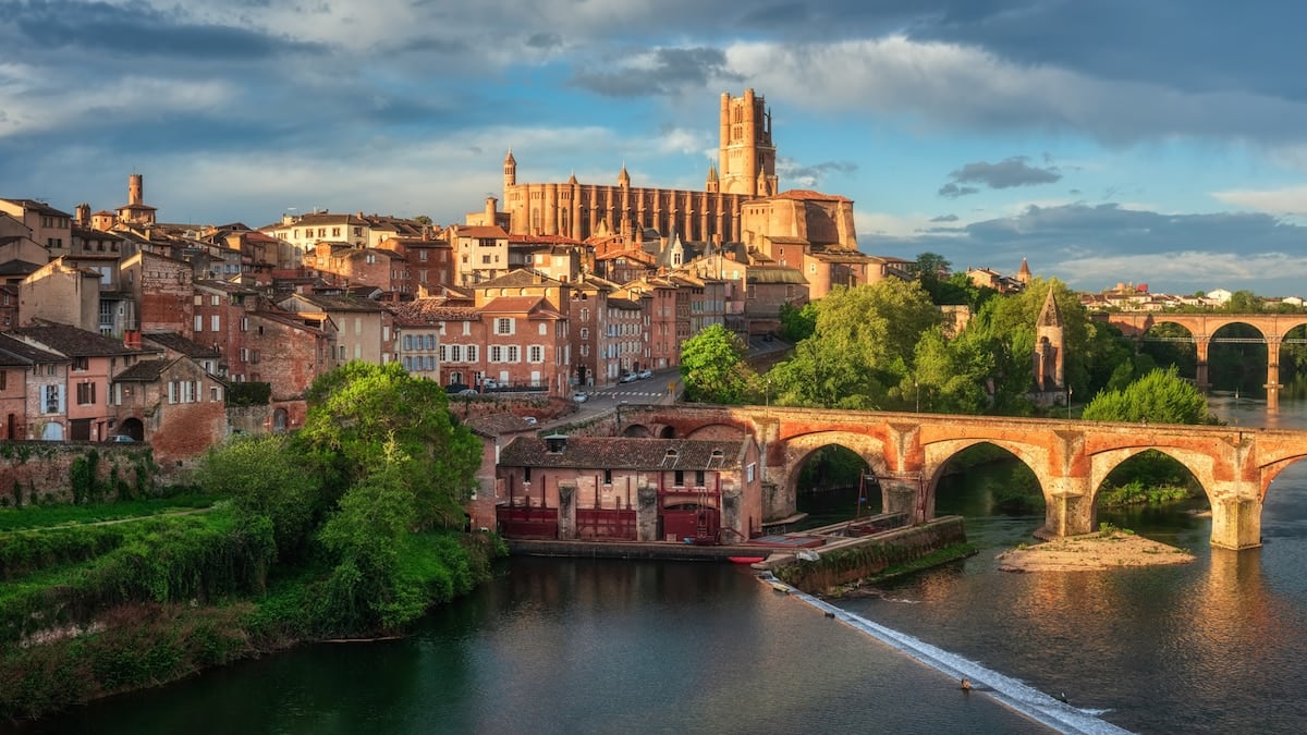 Albi, la sorpresa de ladrillo rojo que el sur de Francia guarda entre el Tarn y los Pirineos