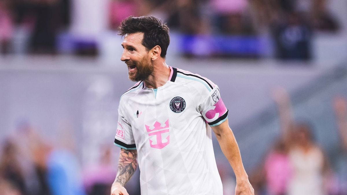 Messi hizo todo menos ganar: dos goles y dos palos en un empate que deja gusto a poco