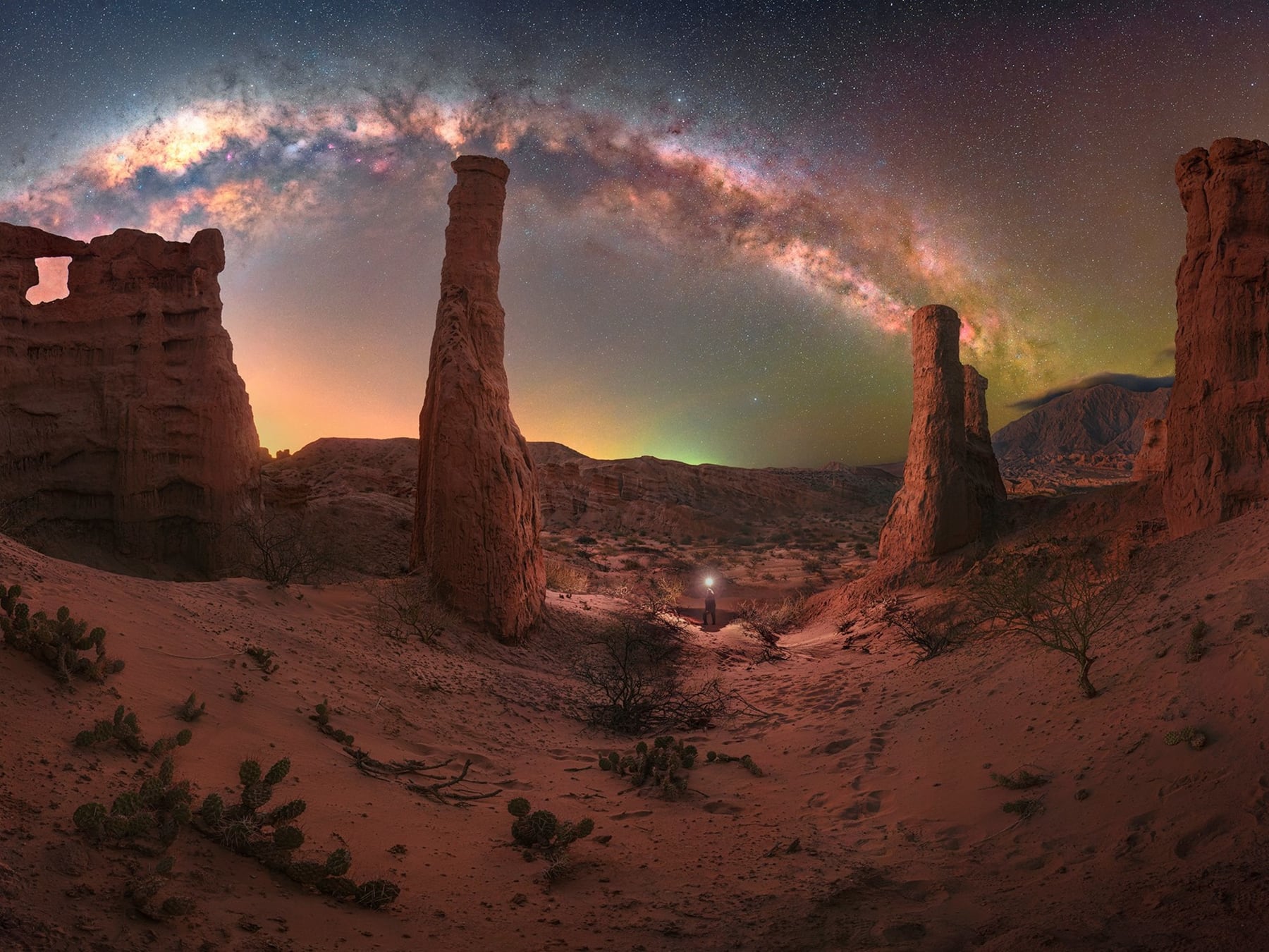 Astrofotografía en el norte argentino: los cielos nocturnos que Santile retrata y cómo animarse a vivirlos