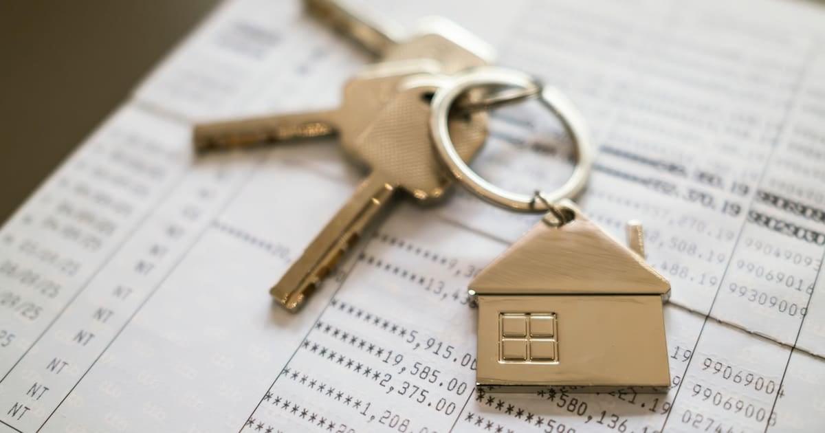 Vender una propiedad en CABA dejó de pagar ITI e impuesto cedular: cómo queda hoy el costo de una compraventa