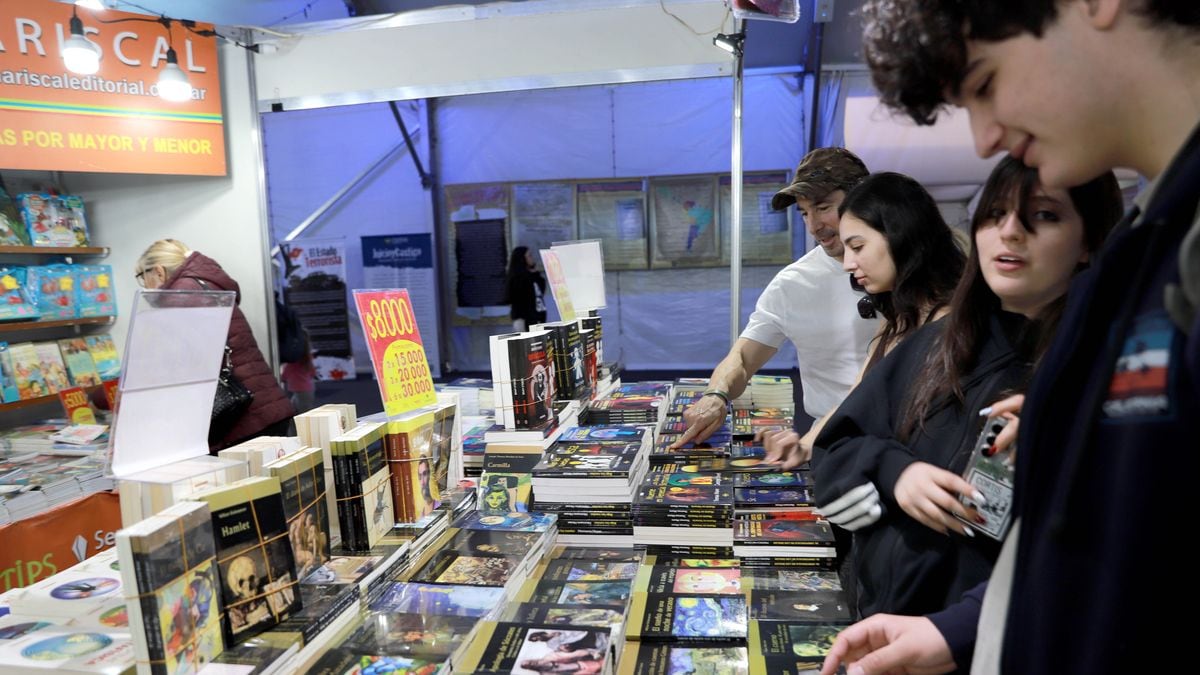 La Feria del Libro de Neuquén se despide a lo grande: literatura, teatro y conversaciones para cerrar el finde