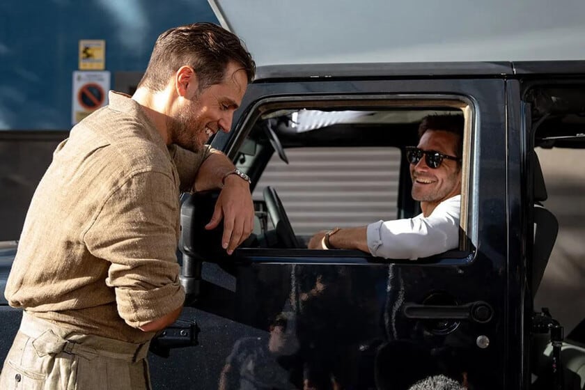 Cavill y Gyllenhaal se cruzan en Canarias bajo la lupa de Guy Ritchie: una postal de acción con arena, buggy y balas