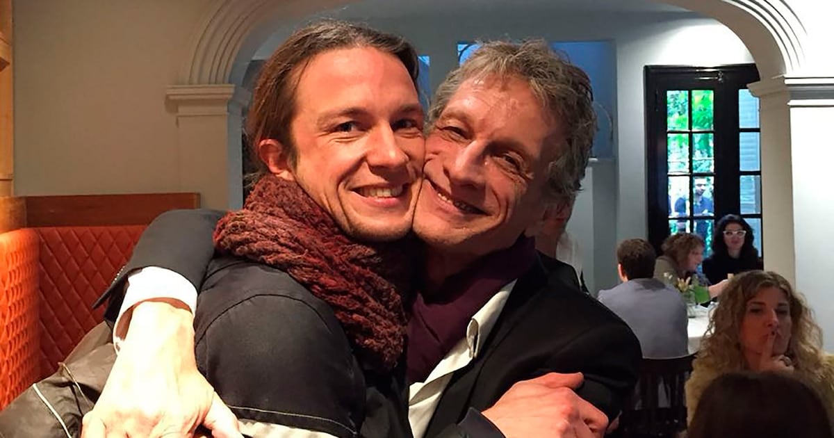 Manu Fanego y el ritual que heredó de su padre: el día que volvió a pisar las tablas para despedirlo a la distancia