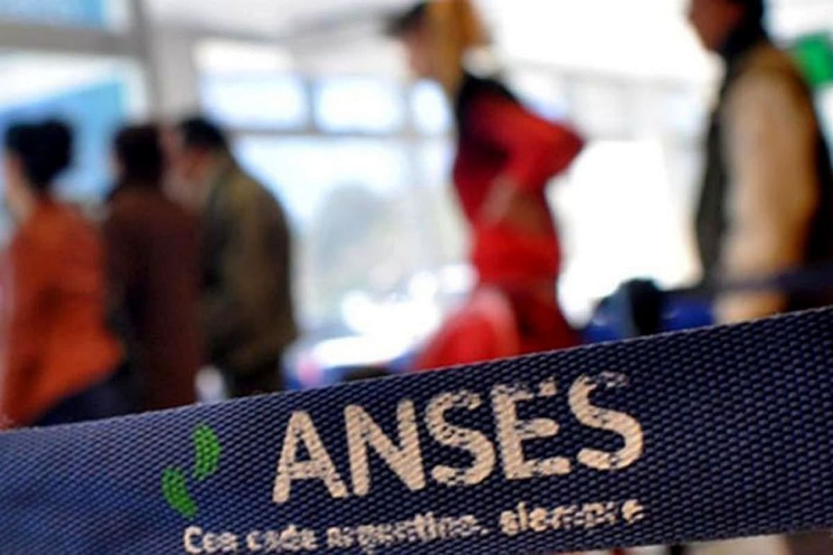 La Anses completa este jueves el cronograma de pagos para jubilaciones superiores al mínimo y la Prestación por Desempleo