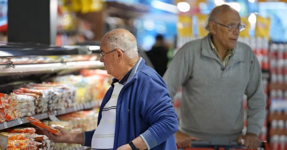 Jubilados: cómo aprovechar los descuentos y reintegros en supermercados durante octubre