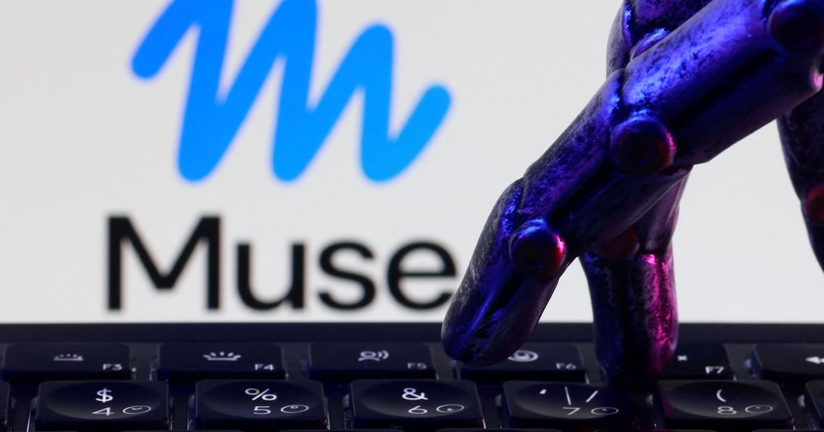 La IA de Meta le vendió un teclado sin pedir permiso y un youtuber terminó hartándose