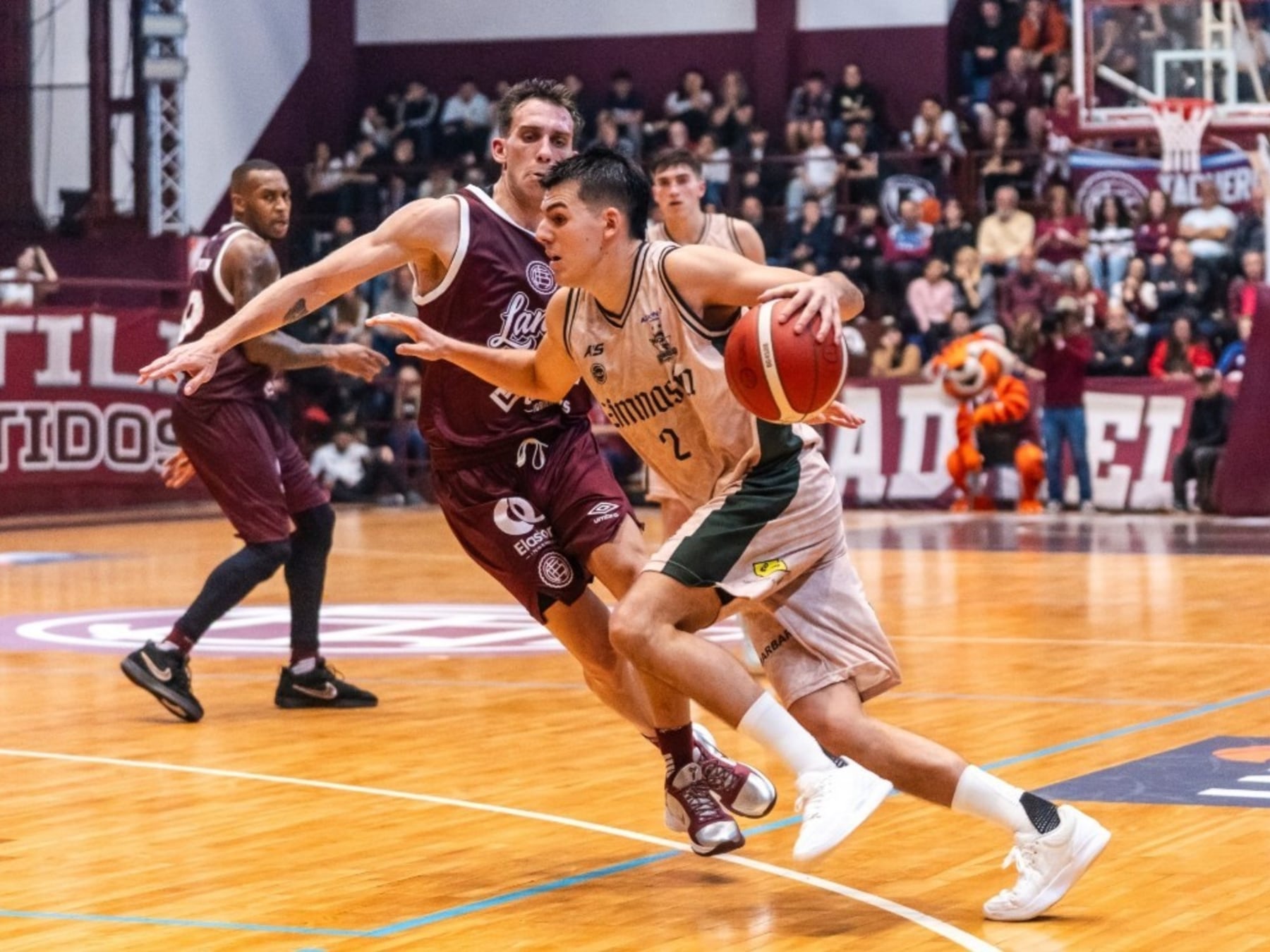 El Lobo arrancó la defensa del título con una paliza en el Rotili y Lanús se vuelve a ver las caras con la categoría