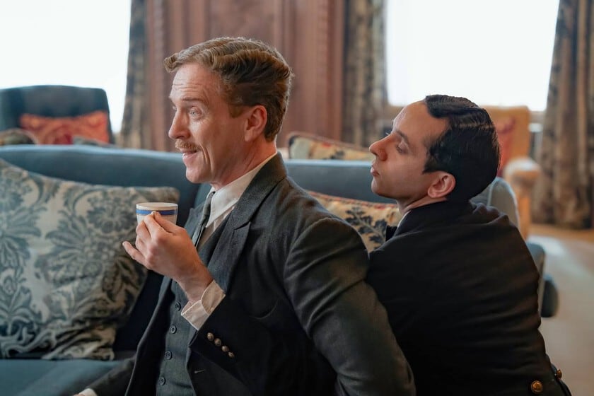 «Fackham Hall»: cuando el té de las cinco termina con un muerto y varias risas
