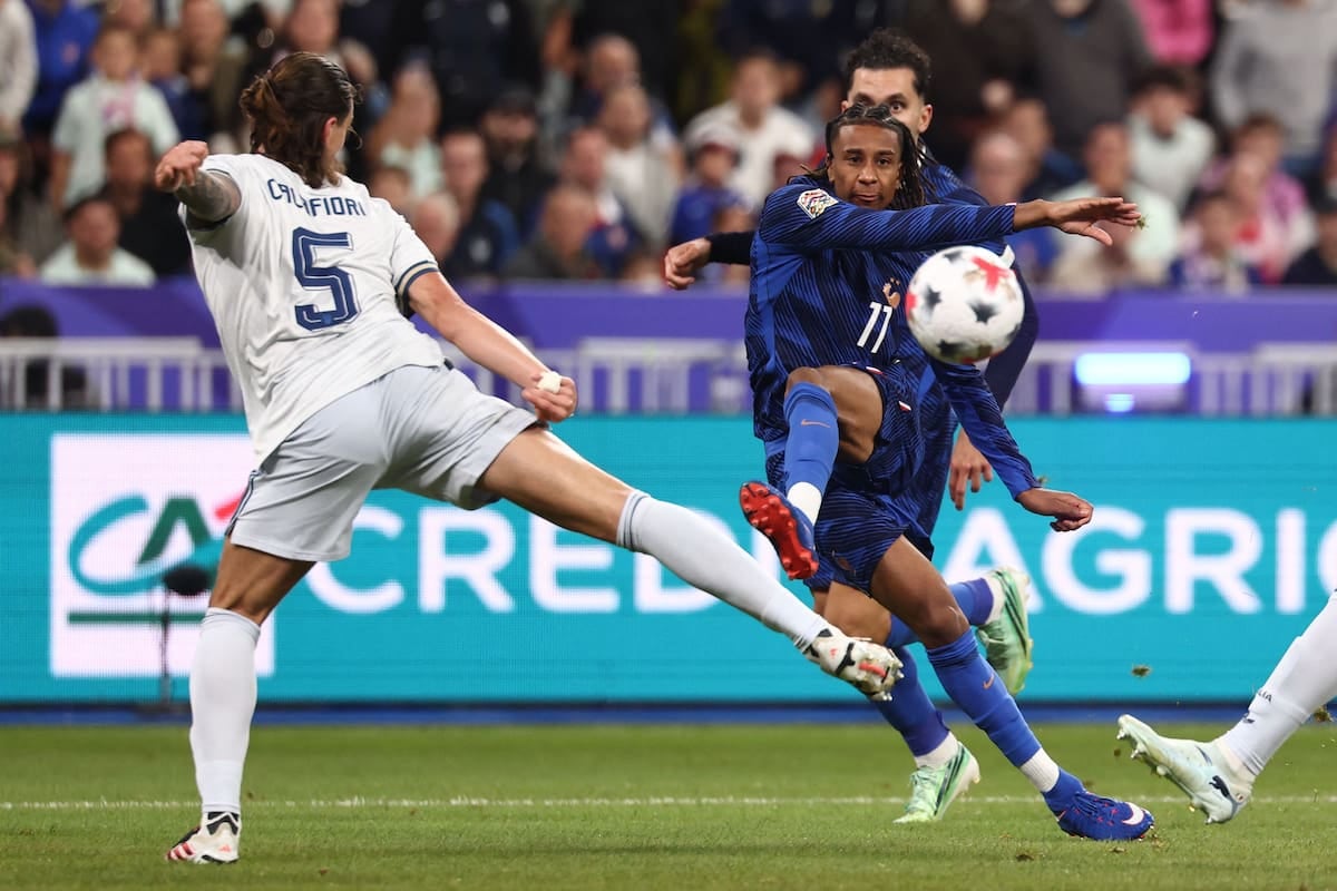 Donnarumma sacó a la azzurra del fuego en París y dejó el 1-1 como una hazaña defensiva
