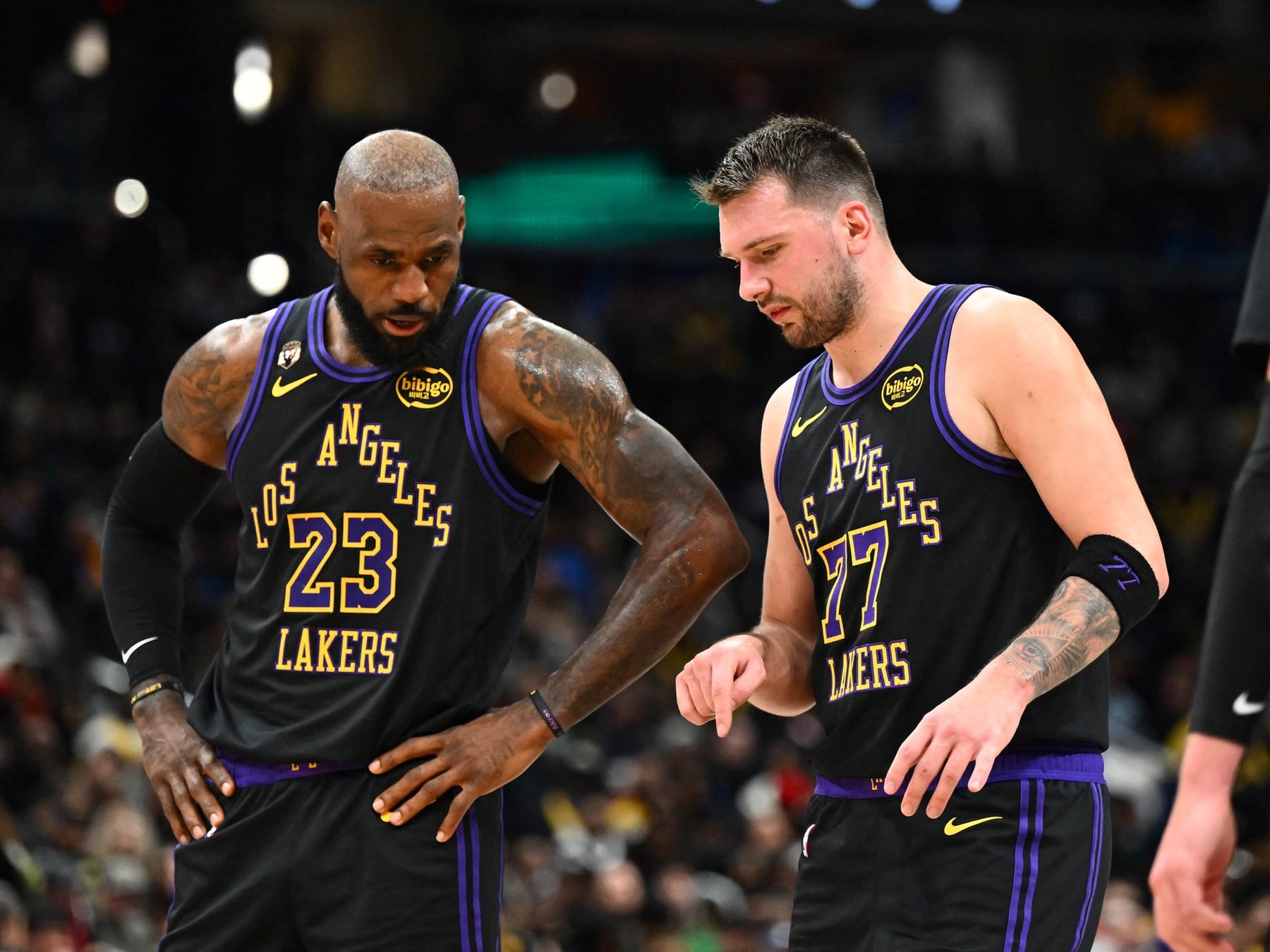 Lakers, una sonrisa a medias: Doncic acelera y deja claro que falta nafta