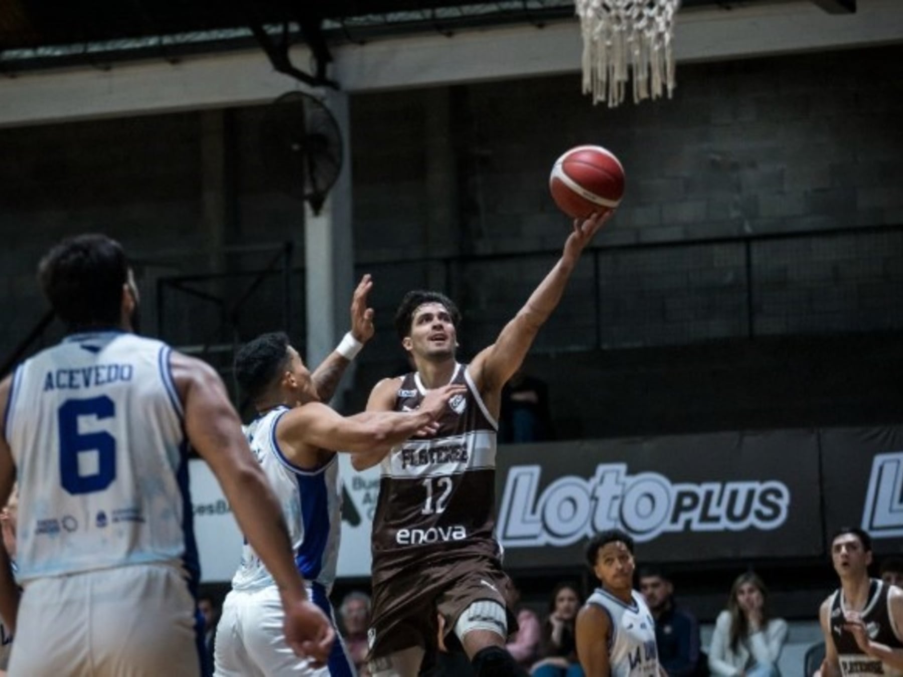 La Unión se sacó la espina en Vicente López y le aguó la noche a Platense