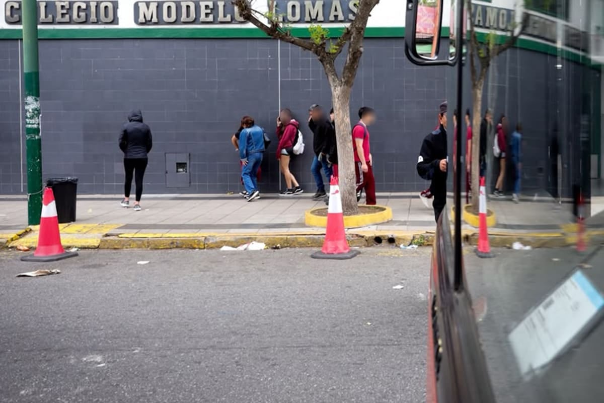 Cuatro adolescentes bajo la lupa: cuando una foto de Instagram se convierte en una pesadilla fabricada con inteligencia artificial