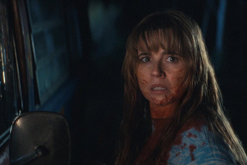 Crystal Lake: la madre de Jason sale del fondo del lago y se sube a la pantalla