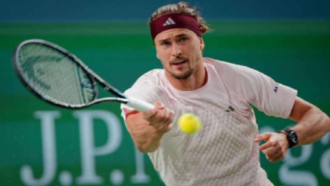 Zverev barrió a De Miñaur y va por todo en Shanghai: el alemán se planta en semis con el número uno como premio
