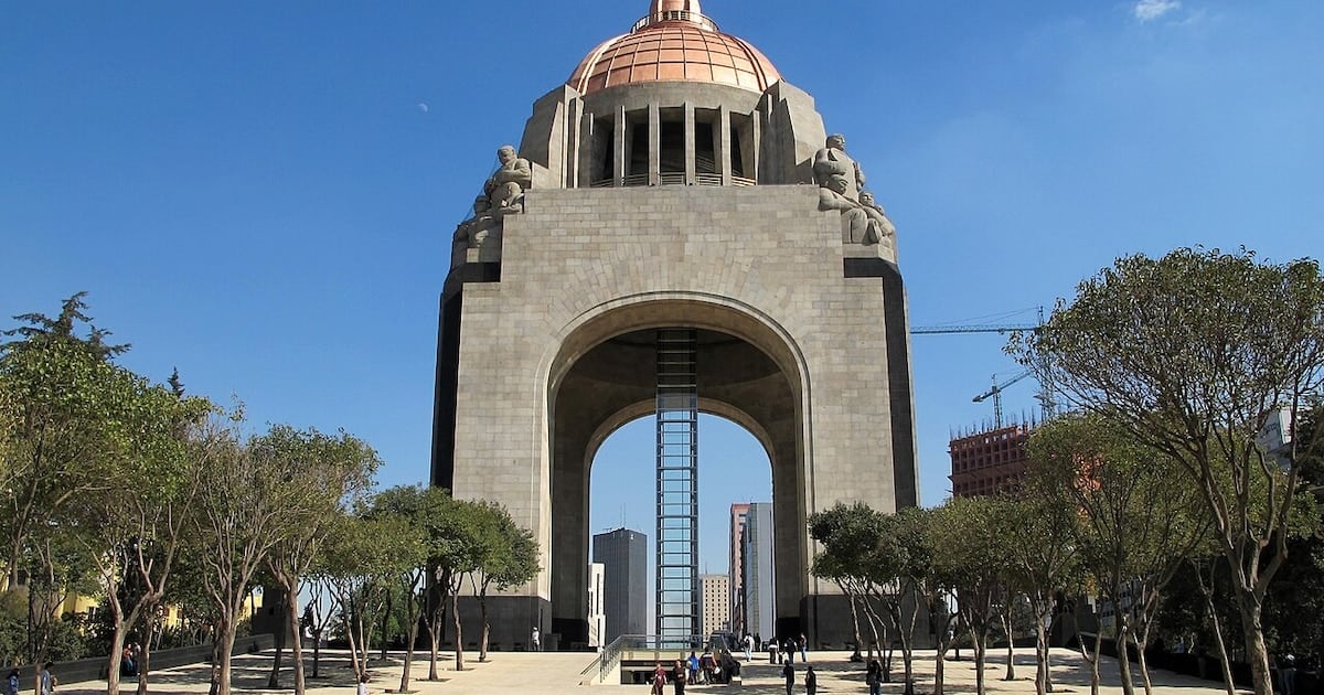 El arco triunfal más alto del mundo te espera en el corazón de Ciudad de México