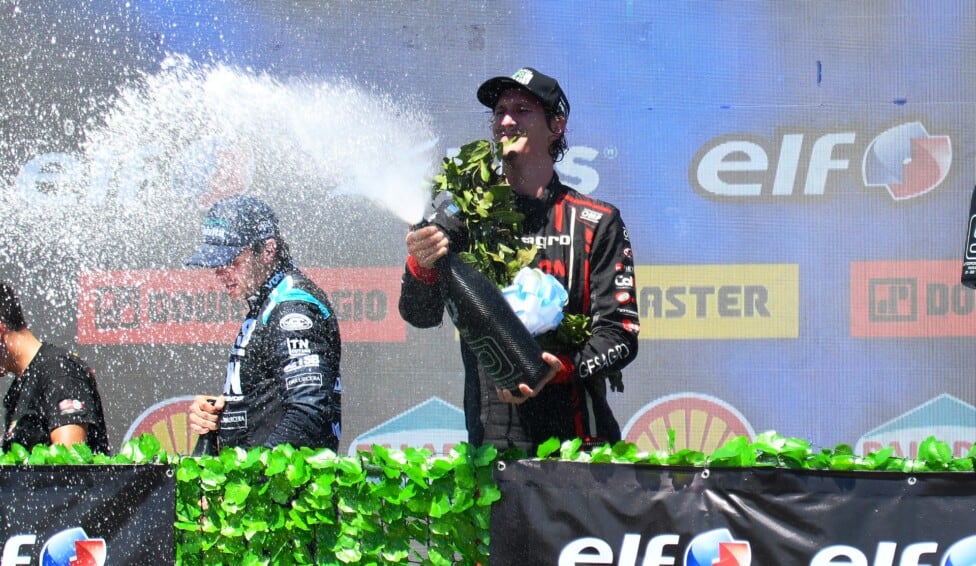 Domenech se sube otra vez a su Volkswagen y va por el campeonato que se le viene negando