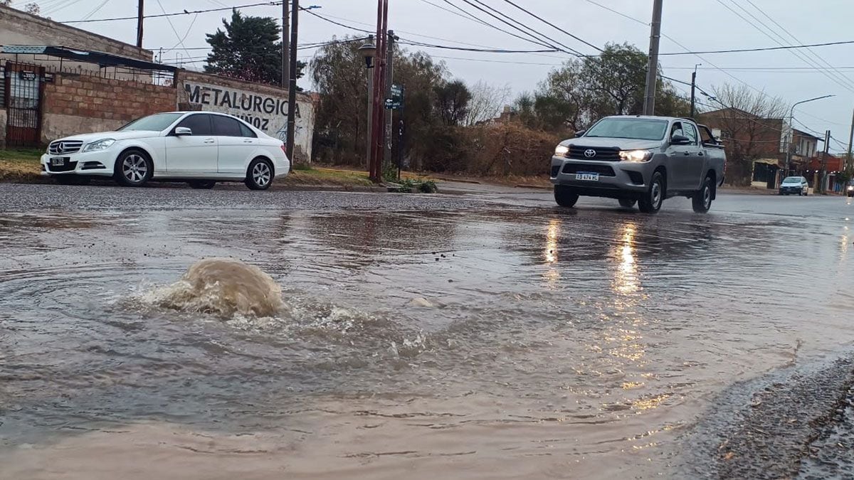 Neuquén se prepara para cinco días bajo el agua: la semana que arranca con paraguas y termina pidiendo calefacción