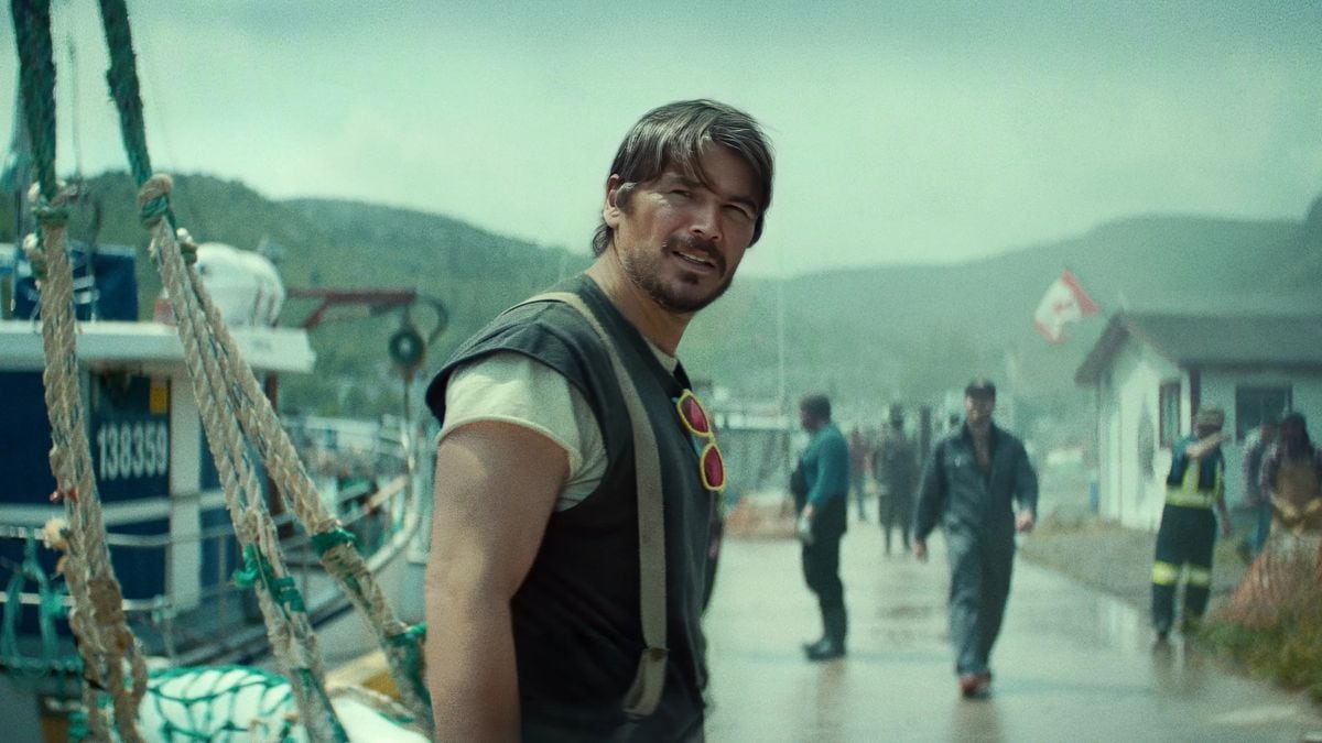 Un pueblo de Terranova, un pescador con el mar de enemigo y una miniserie que atrapa antes de mostrarla