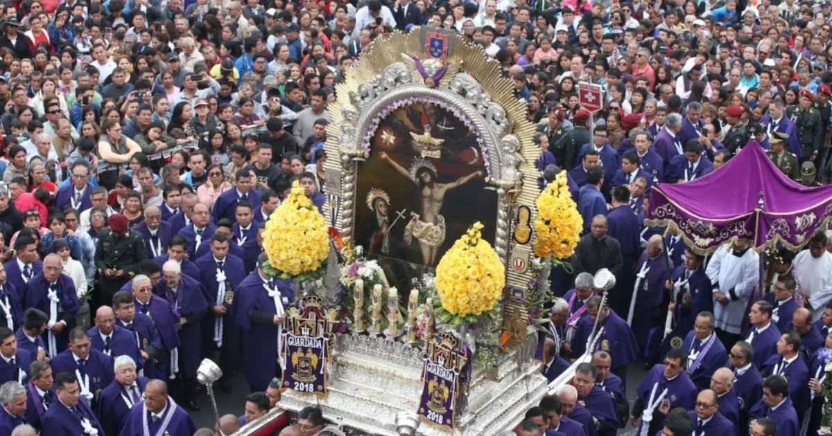 El Cristo Moreno vuelve a salir a la calle: la procesión que tiñe de morado al centro de Lima