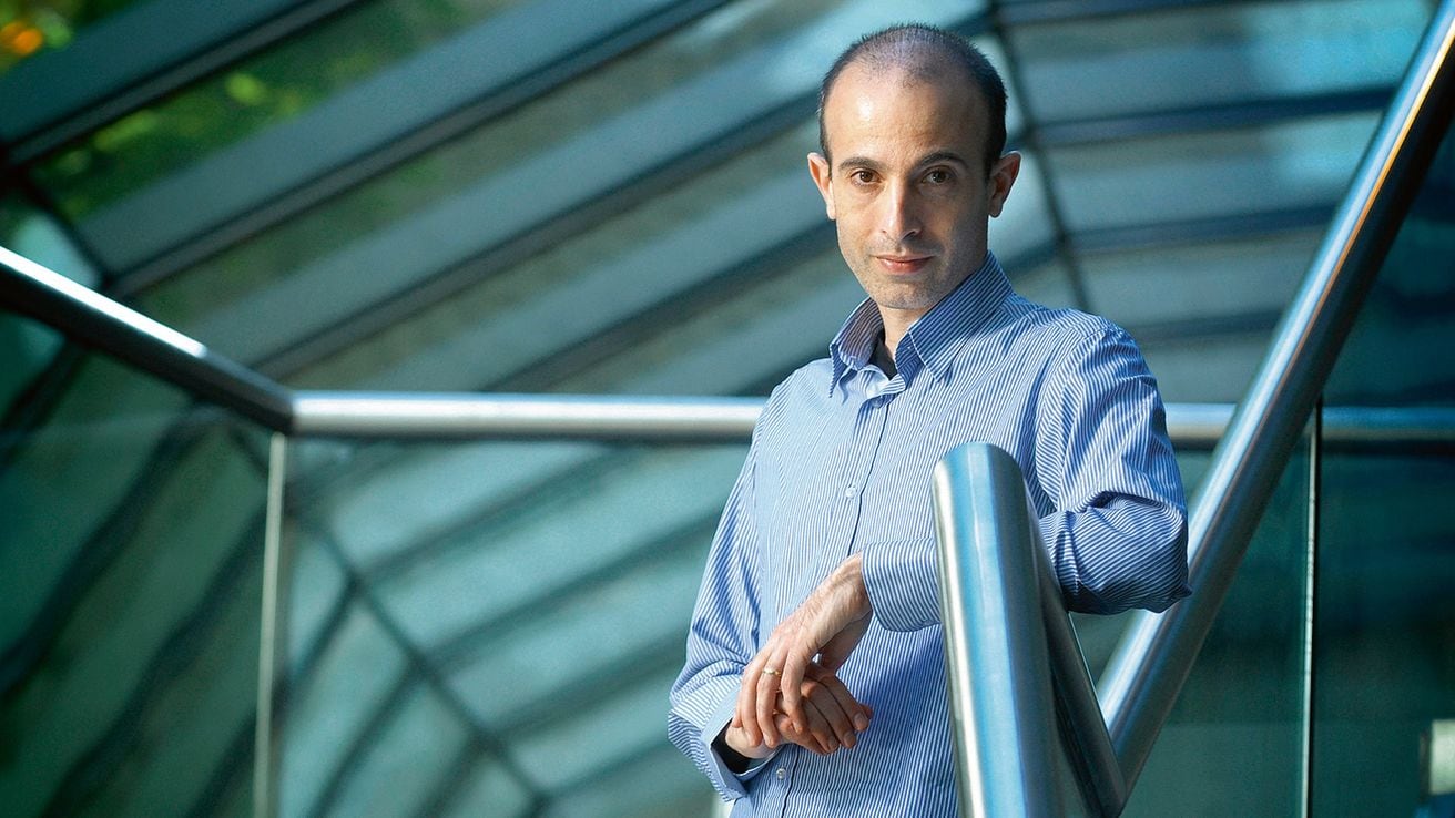Harari advierte que las finanzas podrían quedar fuera del alcance humano por la inteligencia artificial